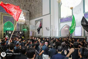 عزاداری هیئت دانشجویی در حرم مطهر رضوی