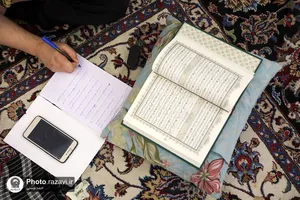 اعتکاف دانشجویی در حرم مطهر رضوی