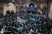دل‌ها در حسینیه ایران به کربلا پیوند می‌خورد