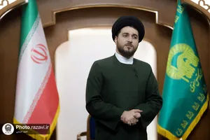 جلسه پرسش و پاسخ نوجوانان دختر در حرم مطهر رضوی