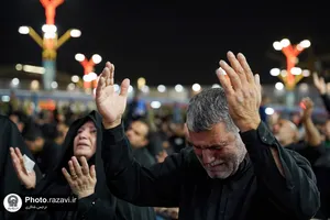 آئین خطبه&zwnj;خوانی شب عاشورا در حرم مطهر رضوی-2