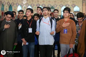 اعتکاف 1000 دهه هشتادی در حرم مطهر رضوی
