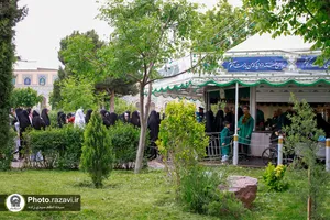 حال و هوای حرم مطهر رضوی در شب میلاد امام رضا علیه&zwnj;السلام -2