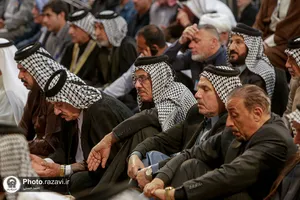 حضور شیوخ عشایر عراق در نماز جمعه حرم مطهر رضوی