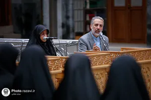 جلسه دفاع از پایان نامه دانشجویان دانشگاه امام رضا علیه&zwnj;السلام در حرم مطهر رضوی
