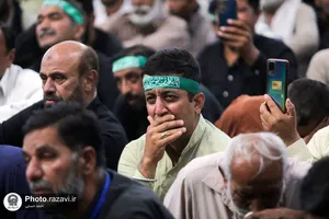 اجتماع عظیم عزاداران اردو زبان در حرم مطهر رضوی