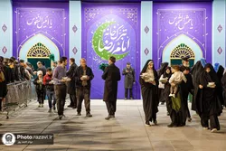 روایتی از یک روز خدمت به روزه داران حریم رضوی در تبرک‌خانه حضرت