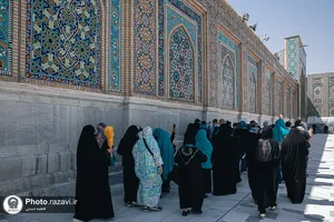 تشرف زائران جمهوری آذربایجان به حرم مطهر رضوی