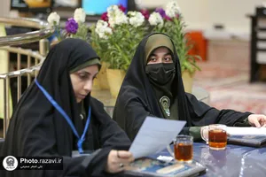 خدمت افکار سنجی در حرم مطهر رضوی