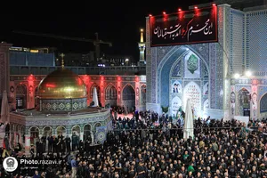 عزاداری سنتی شب چهارم محرم در &laquo;حسینیه حرم&raquo;