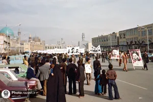 حرم مطهر رضوی؛ کانون انقلاب در مشهد-2