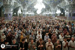 اقامه نماز عید قربان در حرم مطهر رضوی