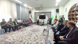 تشرف جمعی از مدیران آموزش و پرورش نجف به حرم مطهر رضوی