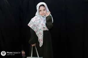 مراسم اهتزاز بزرگ&zwnj;ترین پرچم رضوی-١