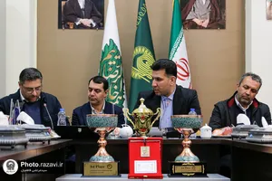 اهدای 4 جام هندبالیست&zwnj;های ایران به موزه آستان قدس رضوی