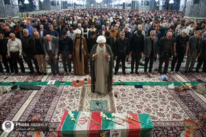 مراسم وداع با پیکر شهید مجید شخصی در حرم مطهر رضوی