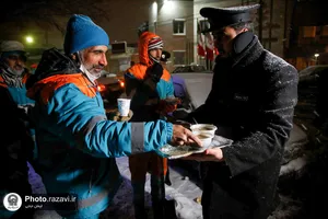 حضور خدام حرم مطهر رضوی در جمع نیروهای خدمت&zwnj;رسان شهر مشهد