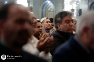 اقامه نماز عید قربان در حرم مطهر رضوی