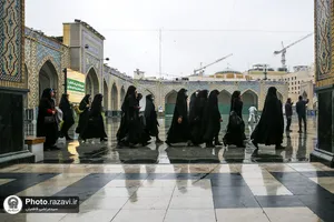 تور بازدید دانش&zwnj;آموزان حاشیه شهر مشهد از آستان قدس رضوی