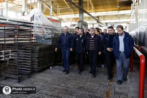 بازدید کارکنان آستان قدس رضوی از شرکت صنایع غذایی رضوی