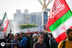تشییع پیکر 2 شهید حادثه بلوار وکیل&zwnj;آباد مشهد در حرم مطهر رضوی