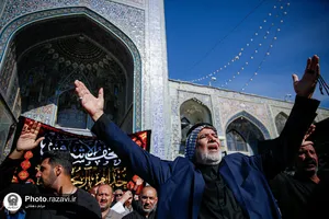 حرم مطهر رضوی در روز شهادت حضرت زهرا سلام&zwnj;الله علیها 
