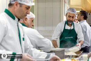 توزیع روزانه 2 هزار پرس افطاری متبرک در سطح شهر مشهد
