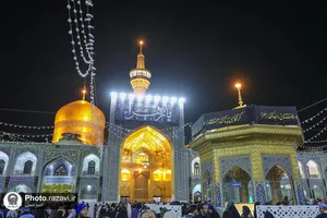 حال و هوای حرم مطهر رضوی در شب شهادت حضرت زهرا(سلام الله علیها)