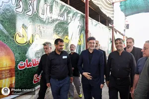 بازدید قائم مقام تولیت آستان قدس رضوی از مواکب خدمت رسان به زائرین پیاده