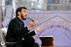 مناجات خوانی دهه آخر ماه مبارک رمضان در حرم مطهر رضوی