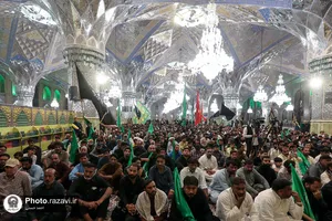 اجتماع بزرگ زائران اردوزبان در حرم مطهر رضوی