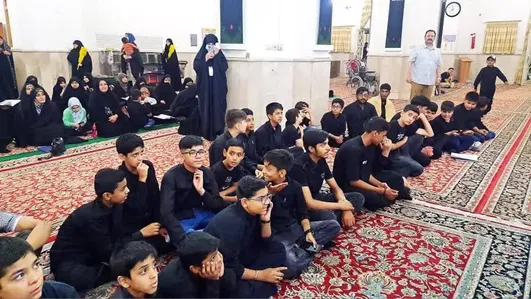 إقامة مراسم السواد وإذن العزاء الخاصة بالزوار الناطقين باللغة الأردیة في الحرم الرضوي الشریف