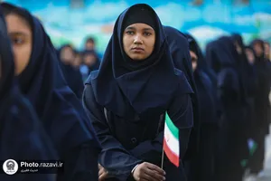 حضور خدام حرم مطهر رضوی در دبیرستان دخترانه فرهنگیان مشهد
