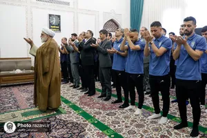تشرف تیم ملی فوتسال به حرم مطهر رضوی