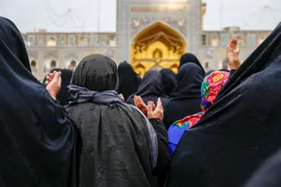 تشرف عشاير زيارت اولی سراسر كشور به حرم مطهر رضوی