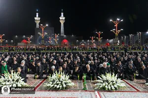 آیین خطبه&zwnj;خوانی شب شهادت امام رضا (ع) در حرم مطهر رضوی