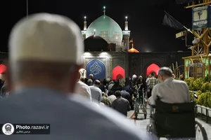 حال و هوای حرم مطهر رضوی در شب شهادت امام محمد باقر علیه&zwnj;السلام