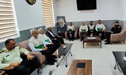 تجلیل خادمیاران رضوی زرقان از مدافعان امنیت در هفته نیروی انتظامی