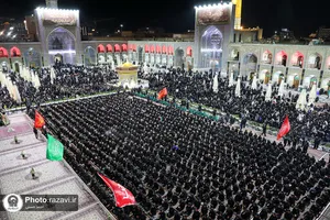 مراسم شام غریبان امام حسین(علیه&zwnj;السلام) در حرم مطهر رضوی