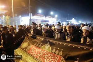حضور تولیت آستان قدس رضوی در راهپیمایی اربعین