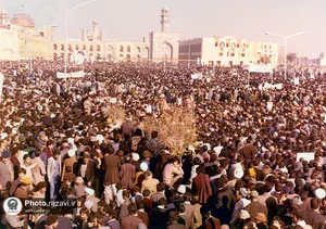 حرم مطهر رضوی؛ کانون انقلاب در مشهد-2