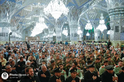 إحياء الذكرى السنوية لرحيل الإمام الخميني (ره) في الحرم الرضوي الشریف