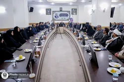 برگزاری دومین‌ پیش نشست نخستین همایش ملی معماری در حرم مطهر رضوی