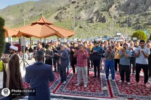 نماز عید در مجتمع&zwnj;های میان راهی