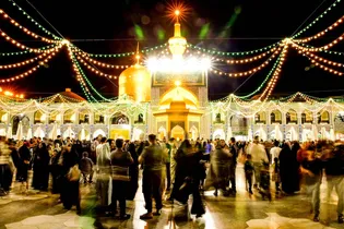 ضیافت نور در حرم رضوی به شوق میلاد رسول مهربانی (ص)