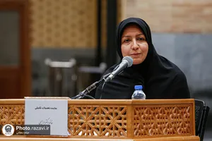جلسه دفاع از پایان&zwnj;نامه در حرم مطهر رضوی