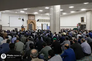 نشست صمیمی قائم&zwnj; مقام تولیت آستان قدس رضوی با کارکنان