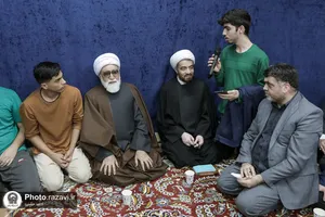 دیدار صمیمی تولیت آستان قدس رضوی با دانشجویان دانشگاه علوم پزشکی مشهد