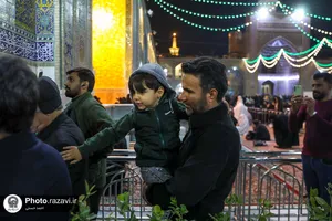 حال و هوای حرم مطهر رضوی در شب میلاد امیرالمومنین علی علیه&zwnj;السلام