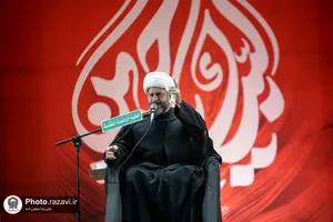 مراسم عزاداری دهه اول محرم زائران غیر ایرانی در حرم مطهر رضوی